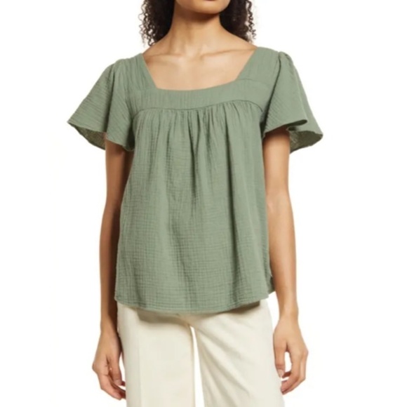 Caslon Square neck gauze tunic top flutter sleeves sage green size small New - Picture 1 of 7